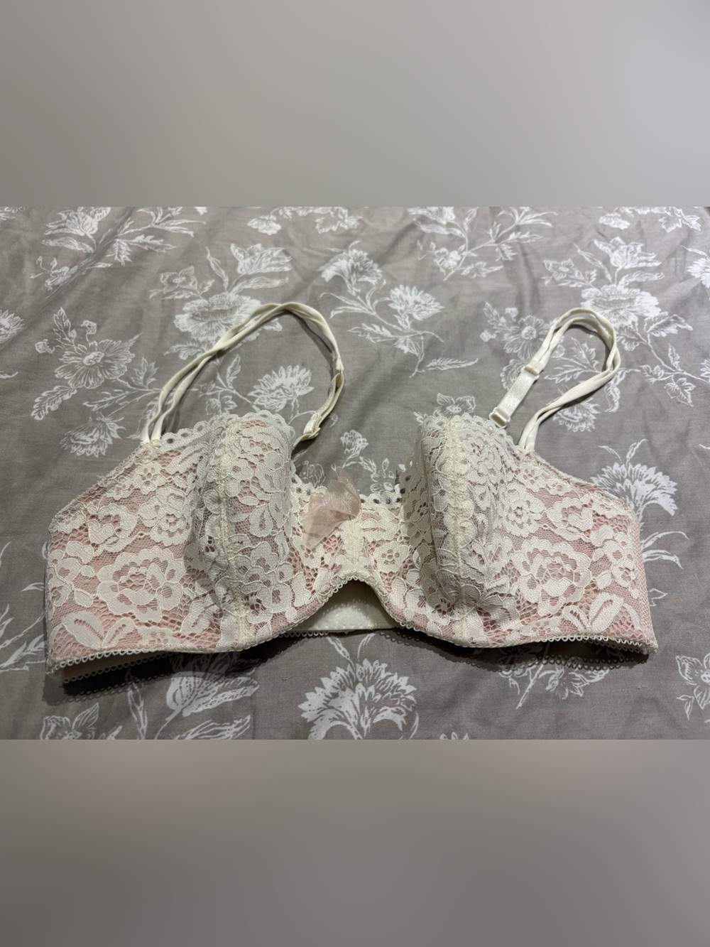 b.tempt’d ivory nude lace balconette bra 32C